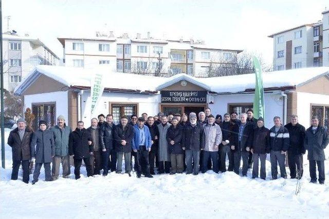 Başkan Ata&ccedil;, Bilgilendirme Toplantılarını S&uuml;rd&uuml;r&uuml;yor 2