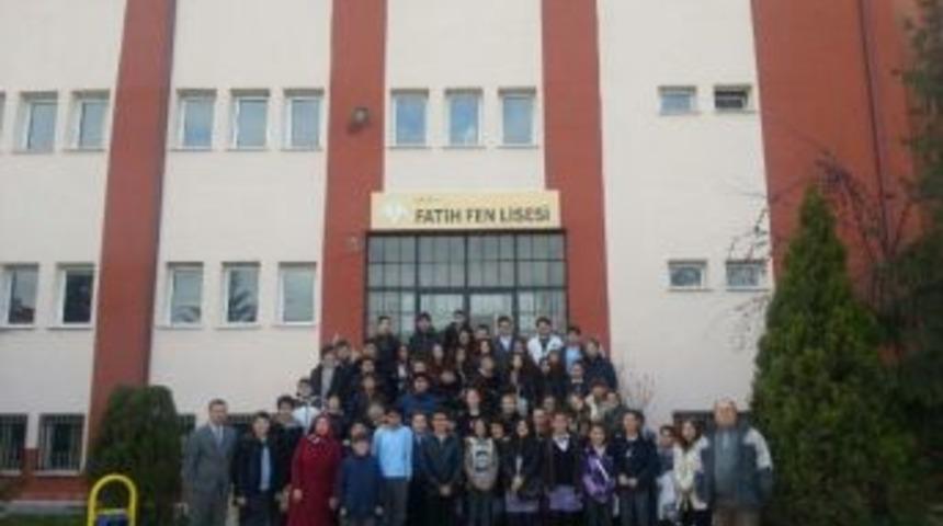 Soner &Ouml;z&uuml;bek Ortaokulu &Ouml;ğrencileri Liseleri Ziyaret Etti