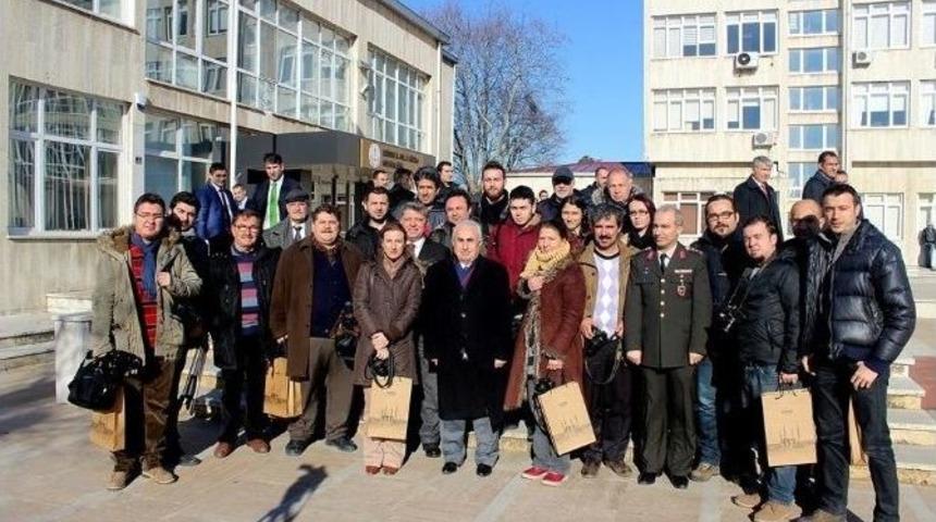 Edirne Valisi Şahin, Basın Mensuplarının 10 Ocak &Ccedil;alışan Gazeteciler G&uuml;n&uuml;n&uuml; Kutladı