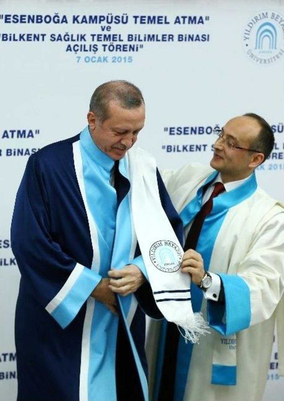 Cumhurbaşkanı Erdoğan&rsquo;dan &lsquo;kamp&uuml;s&rsquo; Yerine &lsquo;k&uuml;lliye&rsquo; İsmi &Ouml;nerisi