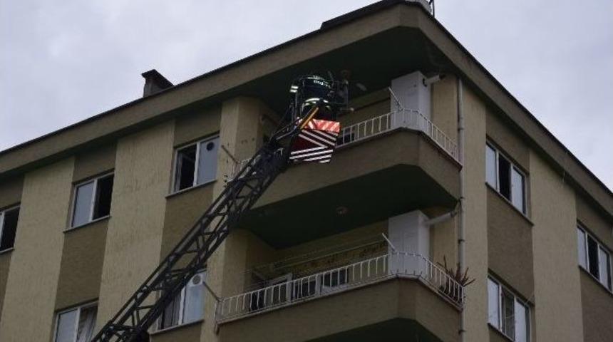 Bafra&rsquo;da Yangın Korkuttu