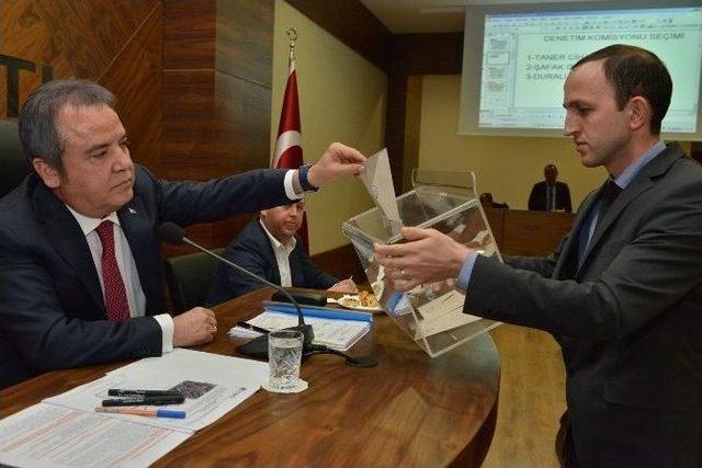 Konyaaltı Belediyesi Yılın İlk Meclis Toplantısını Yaptı 1