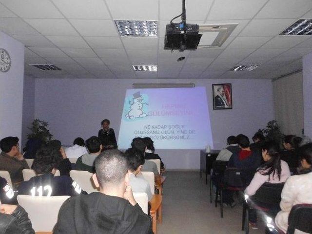 Edremit Devlet Hastanesindeki Seminere Katıldılar 1