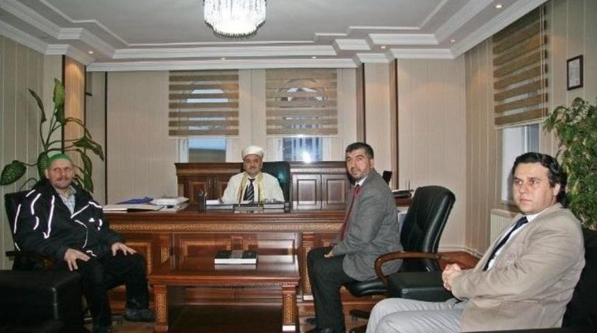 Alman Vatandaşı Heins M&uuml;sl&uuml;man Oldu