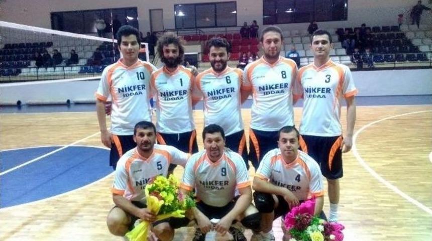 Dat&ccedil;a&rsquo;da Geleneksel Voleybol Turnuvası Başladı