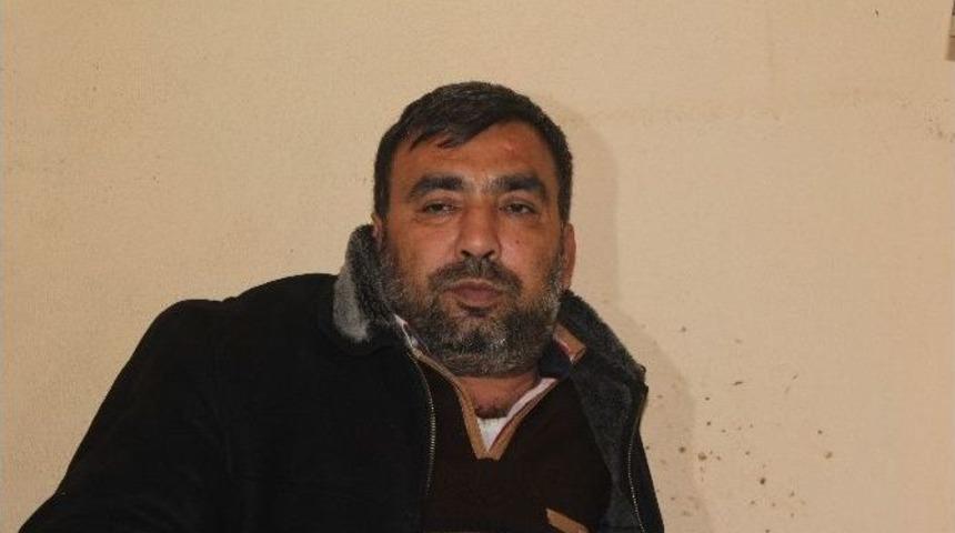 Tuvalette Yaşayan Adam Yardım Bekliyor