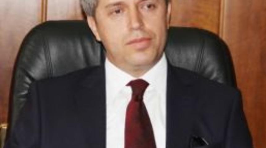 Vali &Ccedil;ınar&rsquo;dan &rsquo;&ccedil;alışan Gazeteciler G&uuml;n&uuml;&rsquo; Kutlama Mesajı