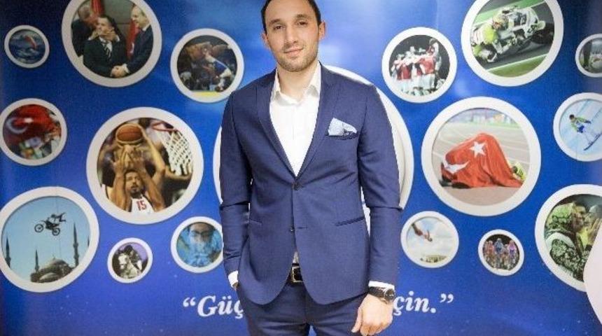 Can &Ccedil;elebi, T&uuml;rk Hentbolunun Gururu Oldu