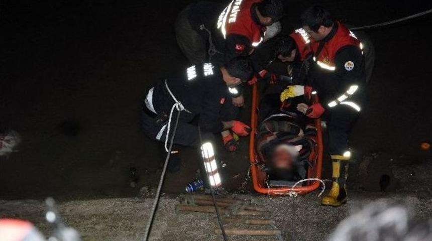 Boş Sulama Kanalına Atlayarak İntihar Etti