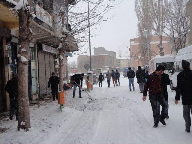 Bulanık’ta Yoğun Kar Yağışı 1