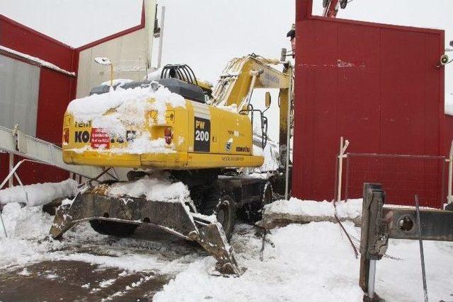Mer-pa’da Enkaz Kaldırma Çalışmaları Başladı 1