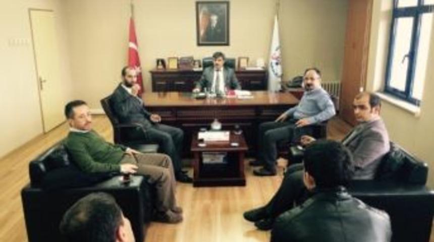 Pedaldaşlardan Spor M&uuml;d&uuml;r&uuml;ne Ziyaret