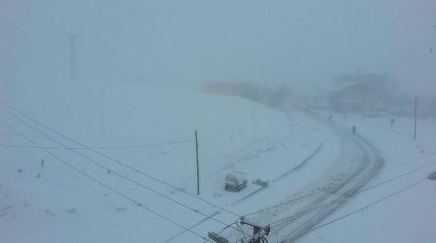 Sincik&rsquo;te Eğitime Fırtına Engeli