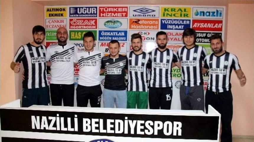 Nazilli Belediyespor&rsquo;da Toplu İmza T&ouml;reni