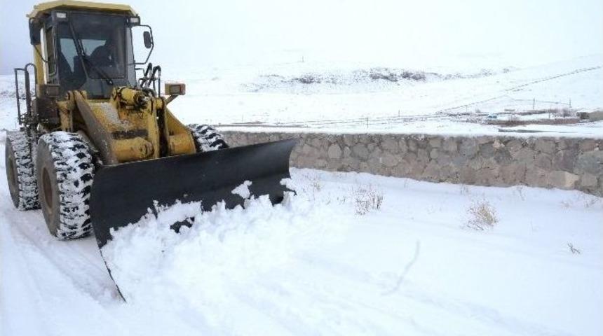 Iğdır&rsquo;da Karla M&uuml;cadele &Ccedil;alışması