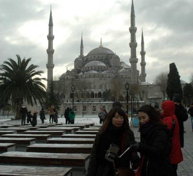 Sultanahmet Meydanı&rsquo;Ndan Kar Manzaraları 2