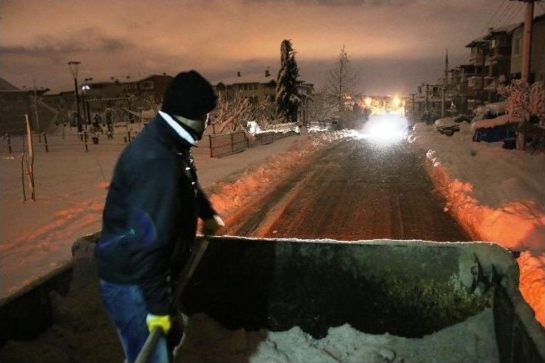 Serdivan&rsquo;da 500 Ton Kar Tuzu Kullanıldı