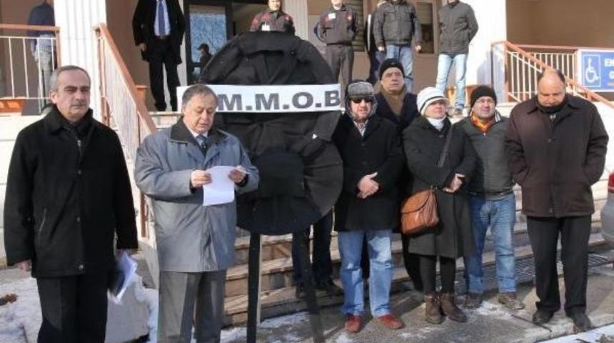 Balıkesir Tmmob'dan Siyah &Ccedil;elenkli Torba Yasa Protestosu