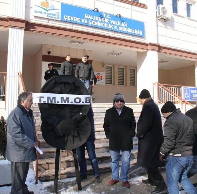 Balıkesir Tmmob dan Siyah &Ccedil;elenkli Torba Yasa Protestosu 1