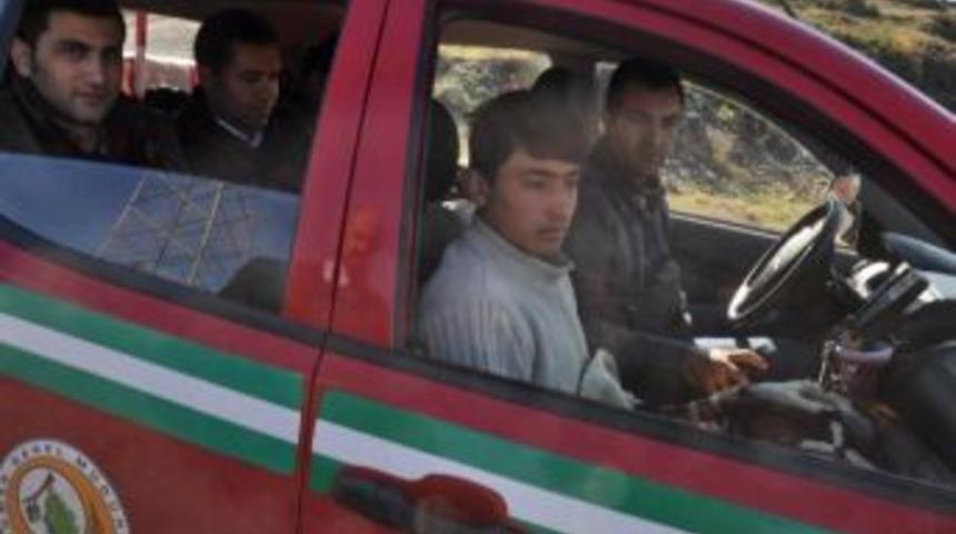 Amanos Dağları'nda Mahsur Kalan 2 Kişi Kurtarıldı