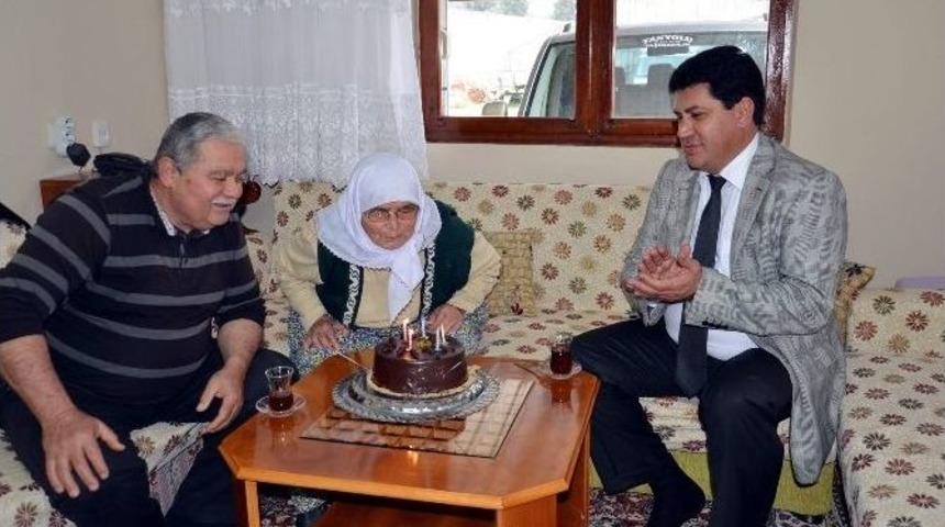 1 Ocak Doğumlu 109 Kişiye S&uuml;rpriz Doğum G&uuml;n&uuml;