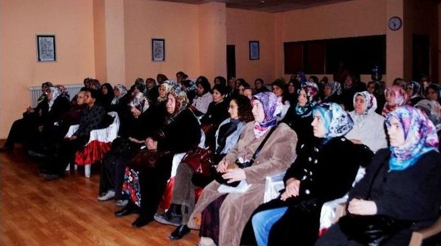 Kent Konseyi Kadın Meclisi Tarafından ‘obezite’ Konulu Konferas