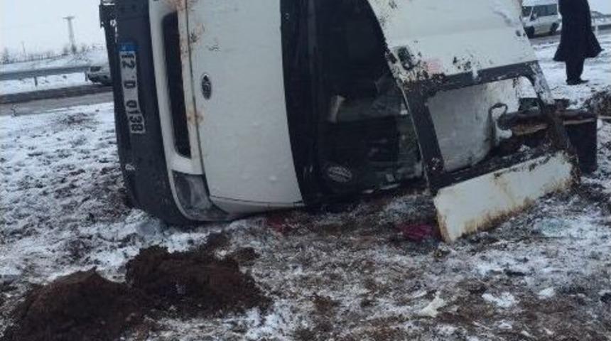 Bing&ouml;l&rsquo;de Buzlanma Can Aldı: 1 &Ouml;l&uuml;, 12 Yaralı