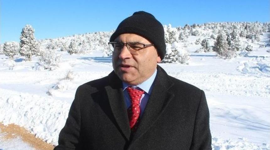 Kaymakam Başıb&uuml;y&uuml;k Karla M&uuml;cadele &Ccedil;alışmalarını Değerlendirdi