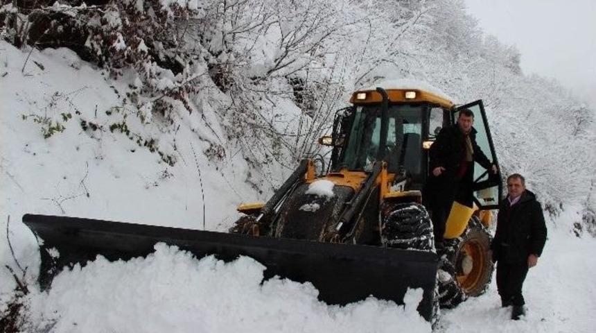 İş Makinesi Operat&ouml;r&uuml; Rahatsızlanınca İş Başa D&uuml;şt&uuml;