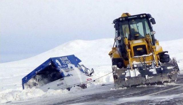 Digor Yolu Ge&ccedil;it Vermiyor 3