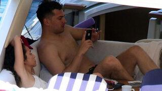 Çağatay Ulusoy ve Duygu Sarışın takipleşmiyor 