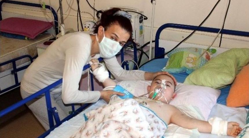 (&ouml;zel Haber) Down Sendromlu &Ccedil;ocuk L&ouml;semiye Yakalandı