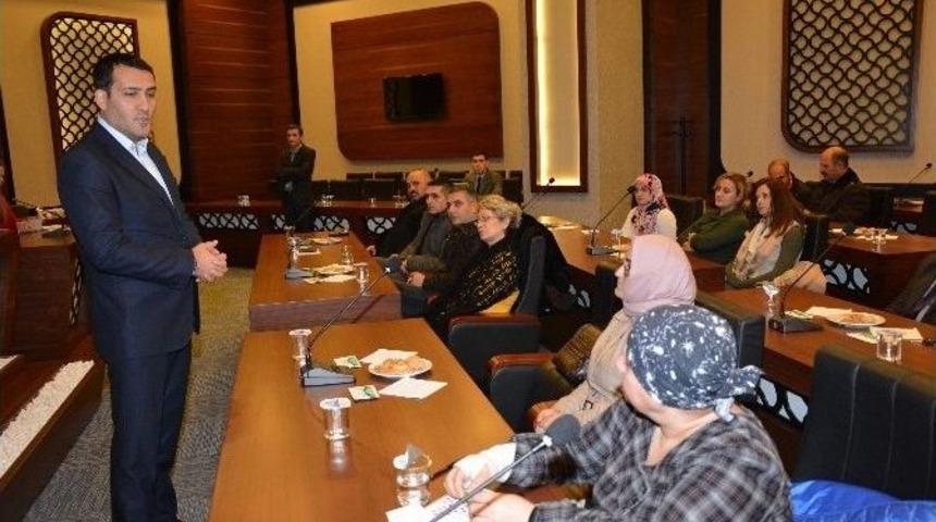 K&ouml;rfez&rsquo;de Eğitim Projeleri Konuşuldu