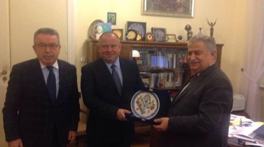 Ne&uuml; İle Varşova &Uuml;niversitesi Arasında Anlaşma İmzalandı