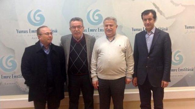 Neü İle Varşova Üniversitesi Arasında Anlaşma İmzalandı 1