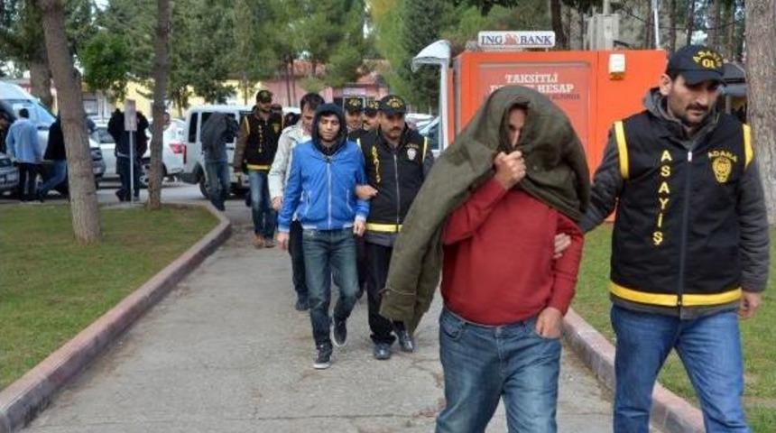 Kumar Oynanan Parti Binasında Yakalanan Genel Başkan: Denetime Gelmiştim