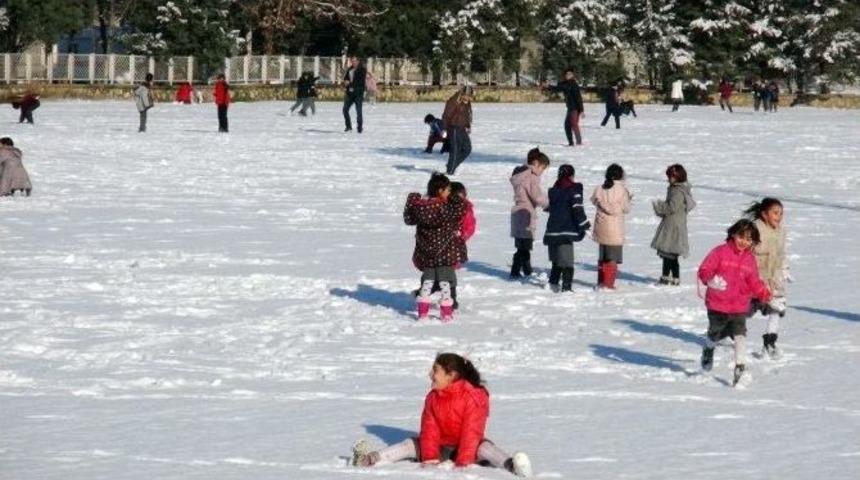 Kar Batman&rsquo;ı Esir Aldı