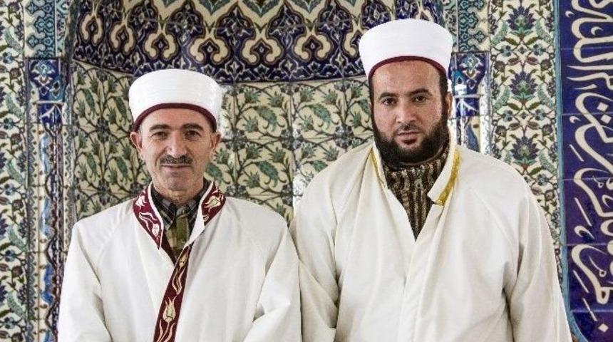 (&ouml;zel Haber) Ahlat Suriyeli İmama Kucak A&ccedil;tı