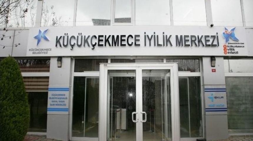 ’küçükçekmece İyilik Merkezi’ İş Başında