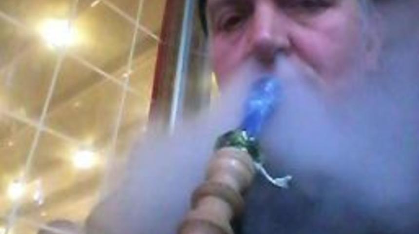 Eksi 12 Dereceye Rağmen Nargile Tutkusundan Vazge&ccedil;medi