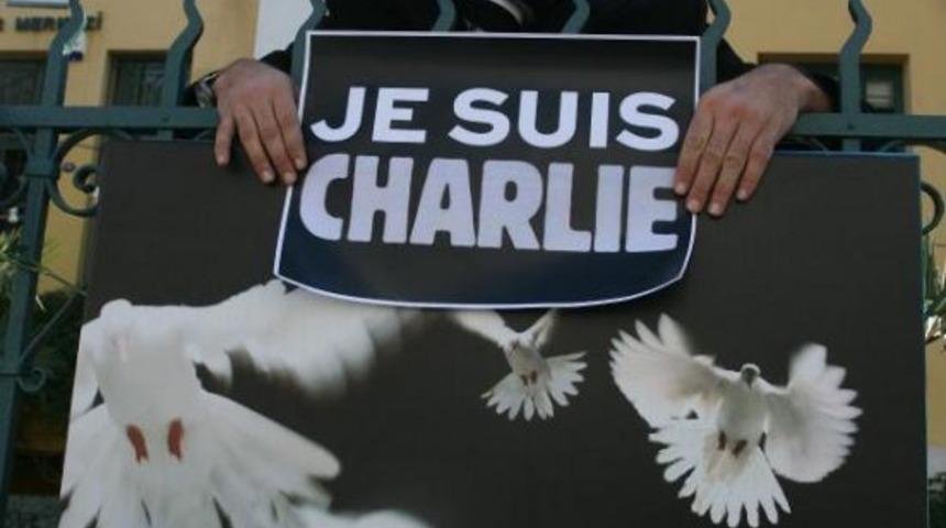 Fransa'daki Saldırı, İzmir'de Kınandı