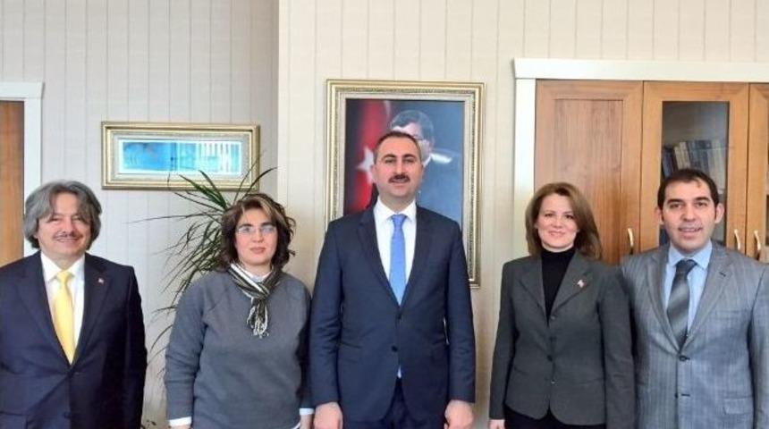 Kent Konseylerinin Meseleleri İktidar Ve Muhalefete Aktarıldı