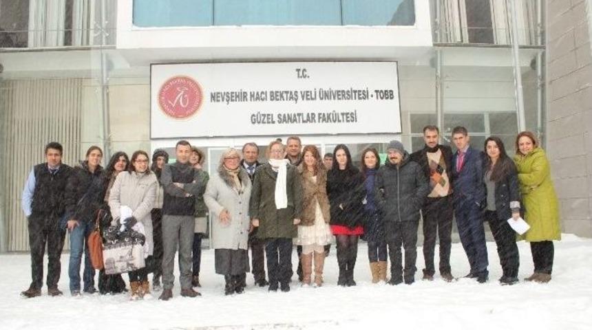 &Uuml;niversite &Ouml;ğrencileri İspanya Yolcusu