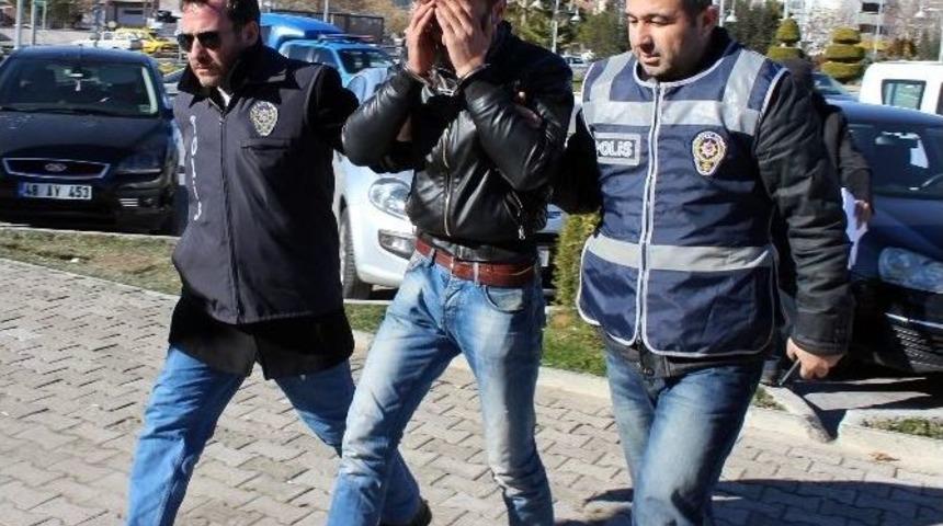 Sigara Hırsızları Adliyeye Sevk Edildi