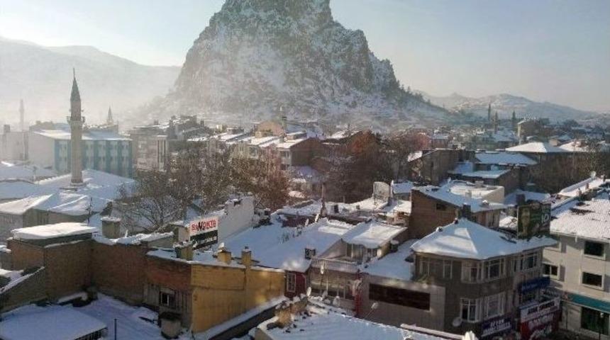 Afyonkarahisar&rsquo;da Havalar Hafta Sonu Isınmaya Başlayacak