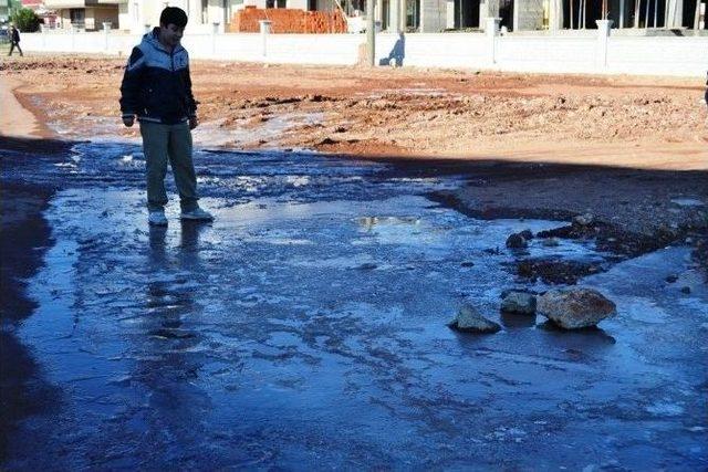 Ayvalık’ta Deniz Bile Dondu