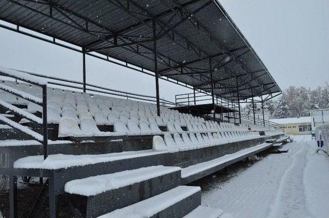 Kayseri’de Tüm Amatör Futbol Müsabakaları Ertelendi