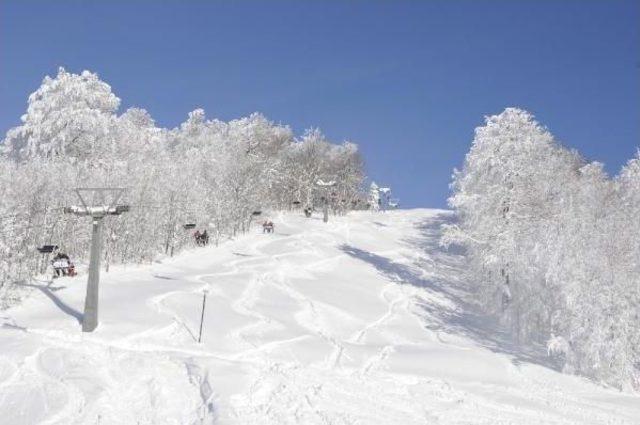 Kartepe'de Kar Kalınlığı 3 Metreye Ulaştı