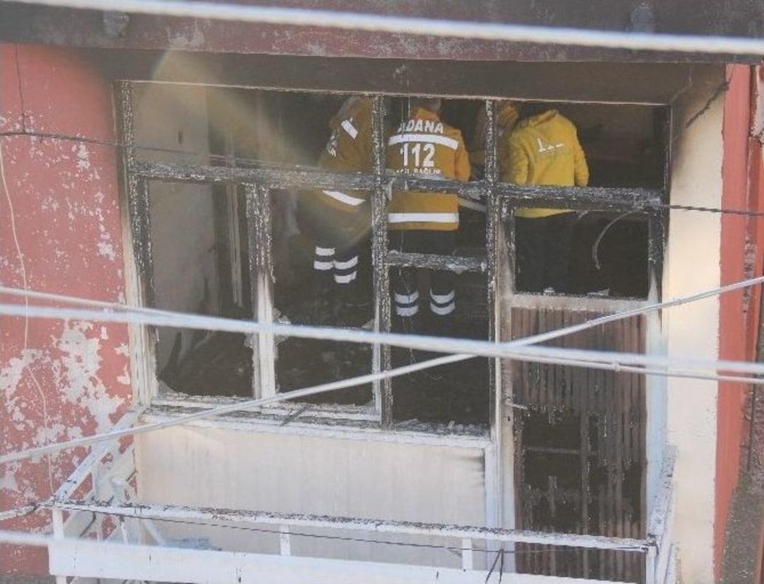 Sığınma Evinden Misafir Olarak Geldiği Evde 2 &Ccedil;ocuğu Yanarak &Ouml;ld&uuml;