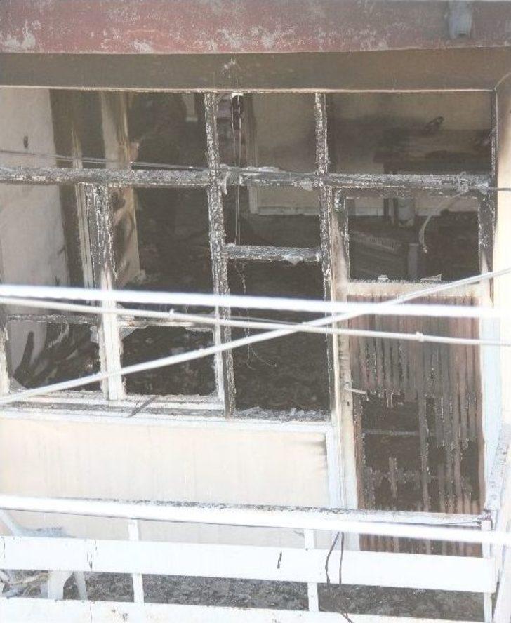 Sığınma Evinden Misafir Olarak Geldiği Evde 2 Çocuğu Yanarak Öldü G4